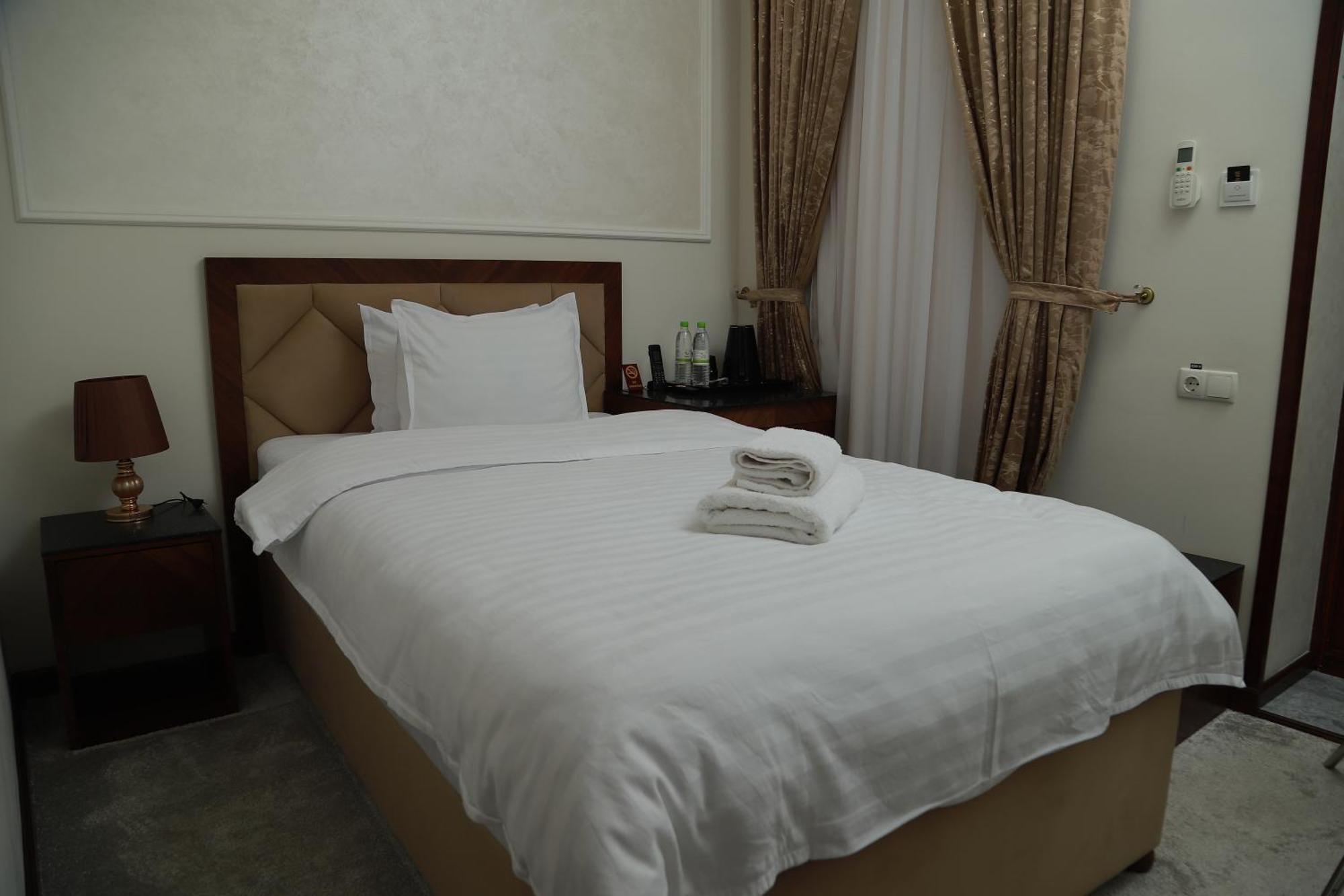 Sandhill Hotel Самарканд Екстер'єр фото