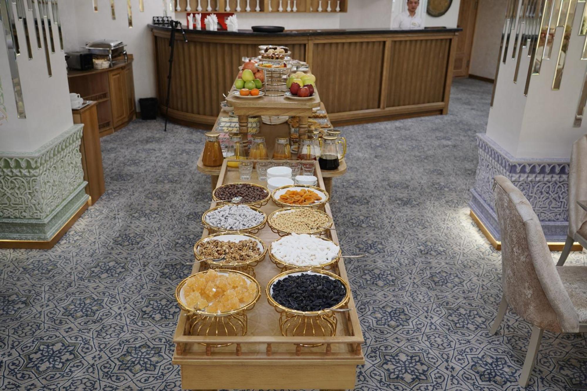 Sandhill Hotel Самарканд Екстер'єр фото